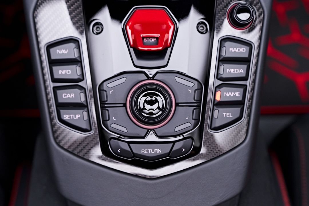 2021 Lamborghini Aventador SVJ