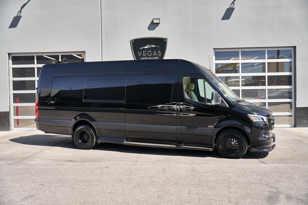 2025 Mercedes-Benz Sprinter 3500