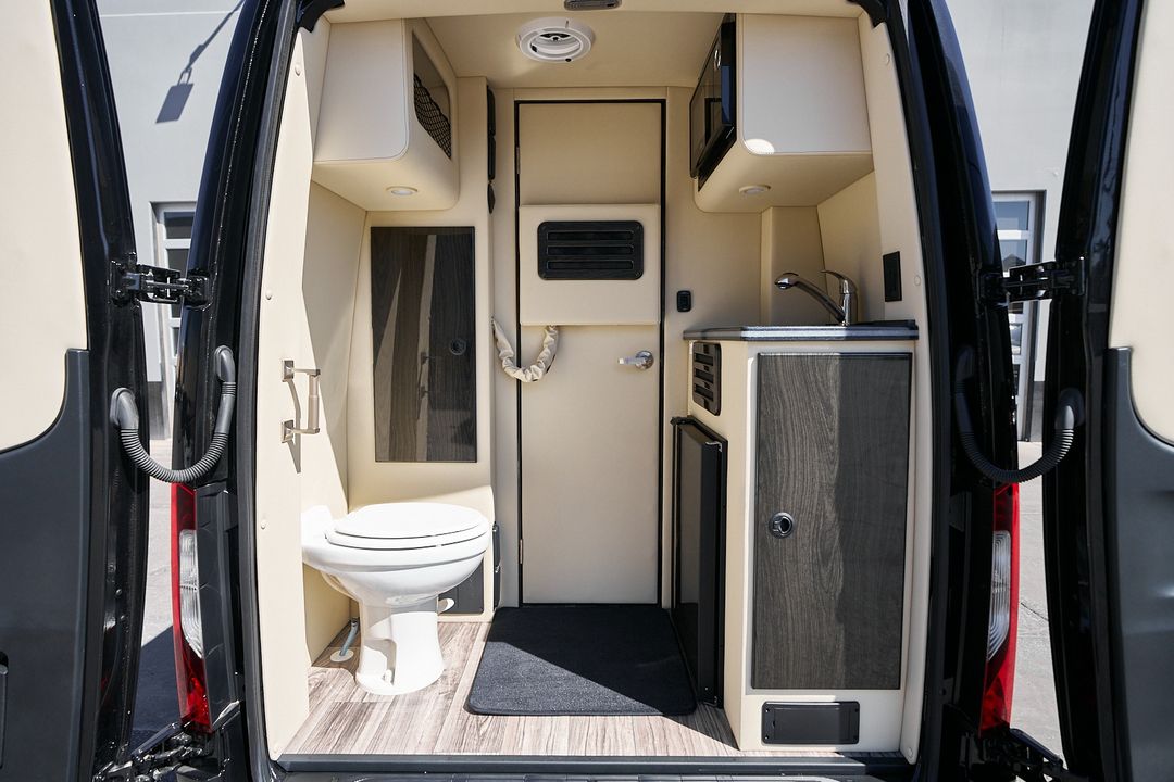 2025 Mercedes-Benz Sprinter 3500