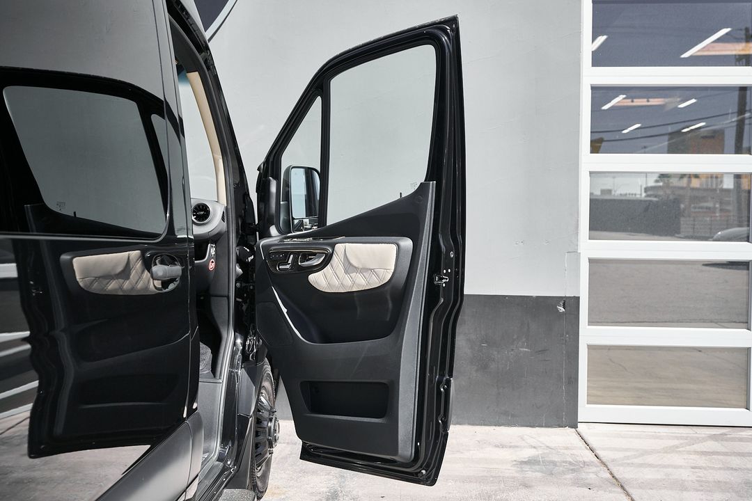 2025 Mercedes-Benz Sprinter 3500