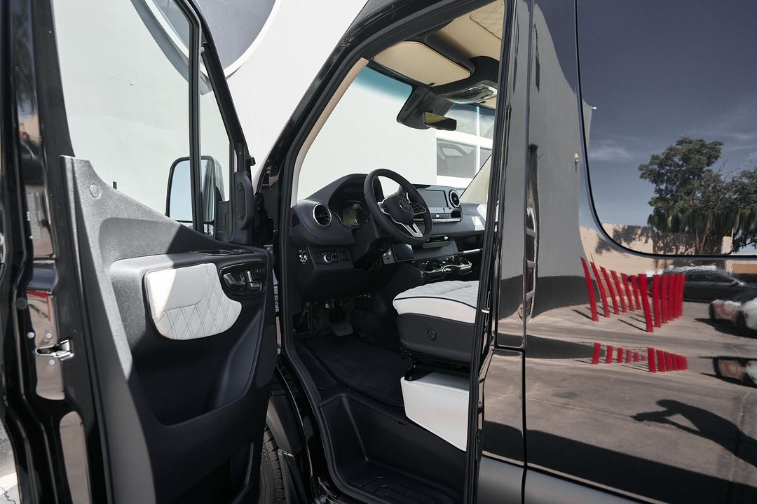 2025 Mercedes-Benz Sprinter 3500