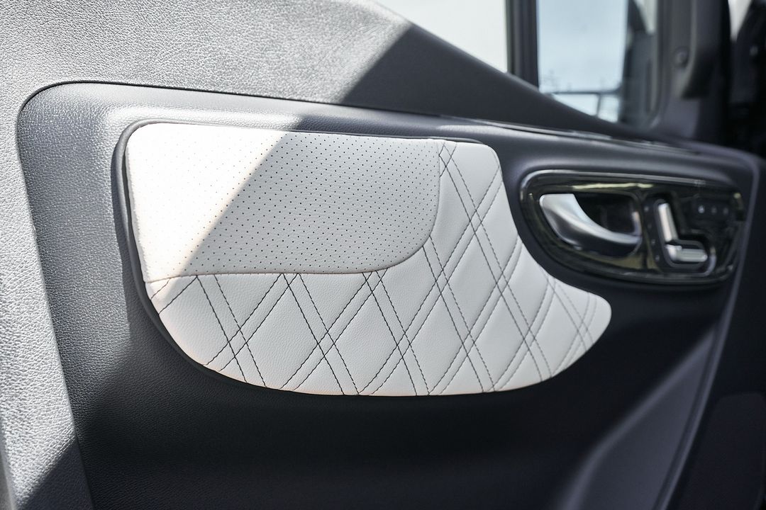 2025 Mercedes-Benz Sprinter 3500
