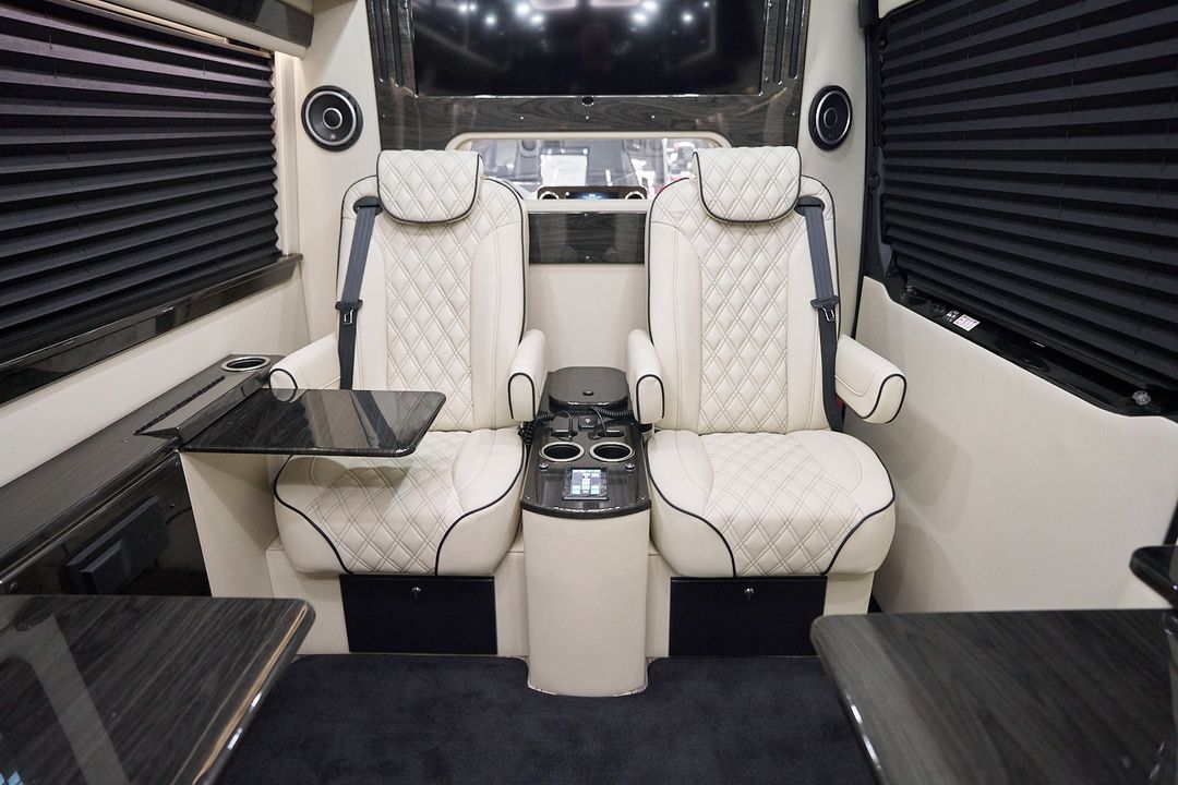 2025 Mercedes-Benz Sprinter 3500