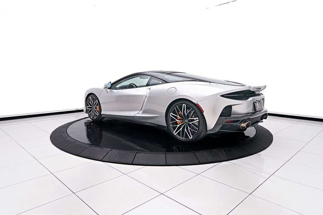 2023 McLaren GT