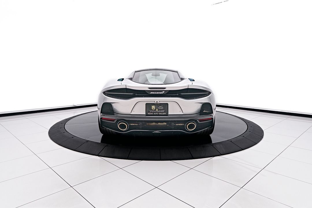 2023 McLaren GT