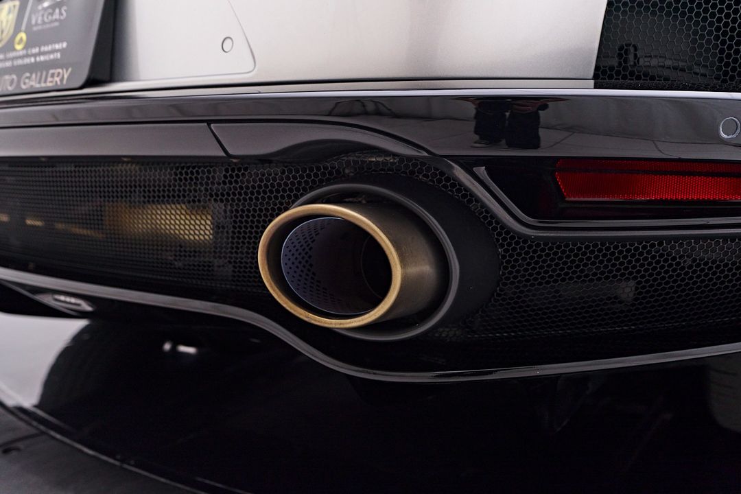 2023 McLaren GT