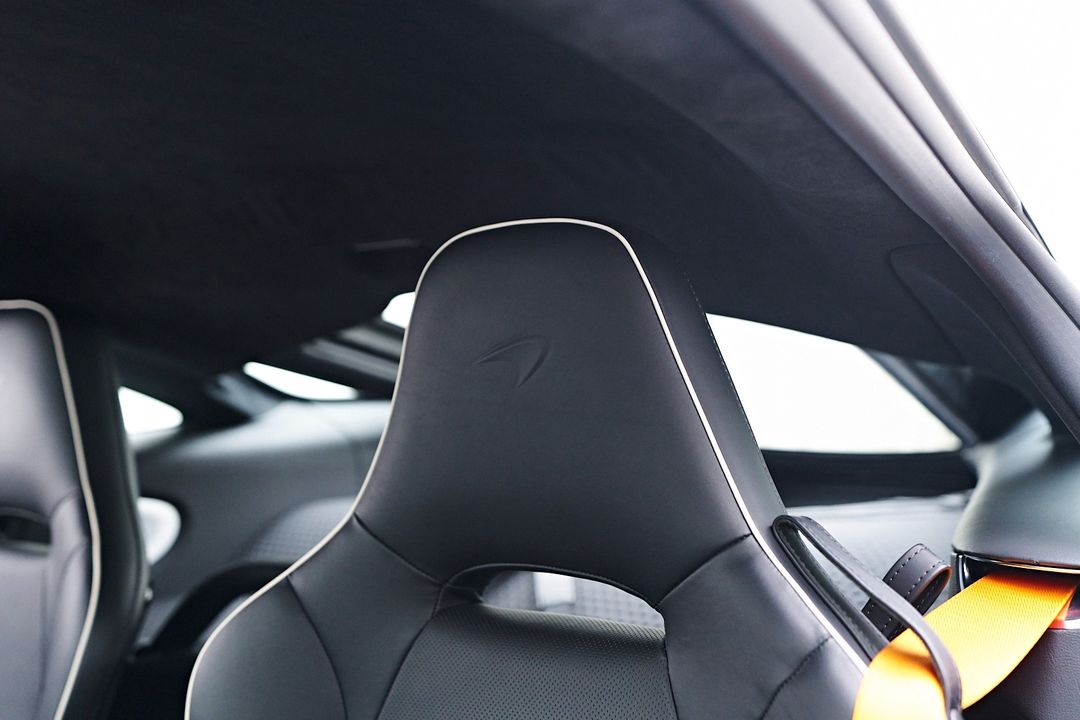 2023 McLaren GT