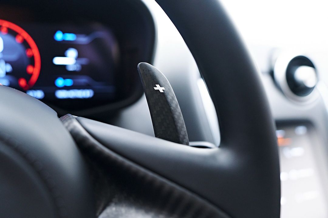 2023 McLaren GT