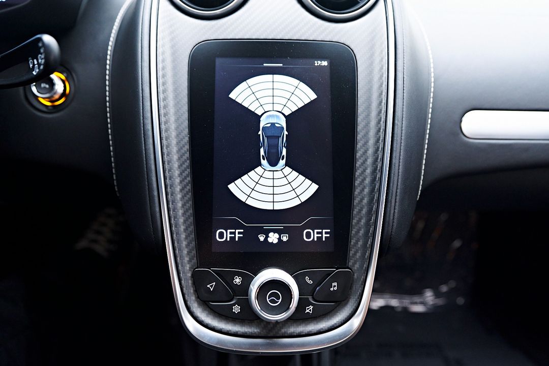 2023 McLaren GT