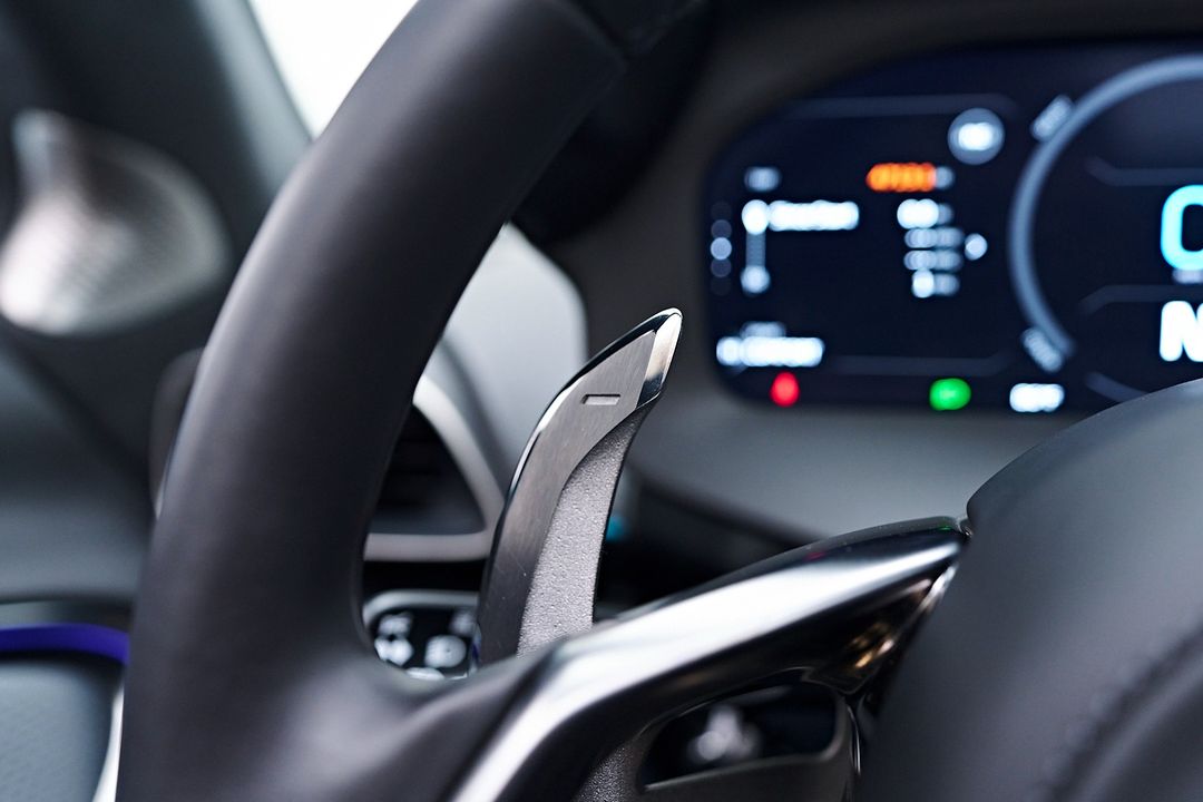 2025 McLaren Artura