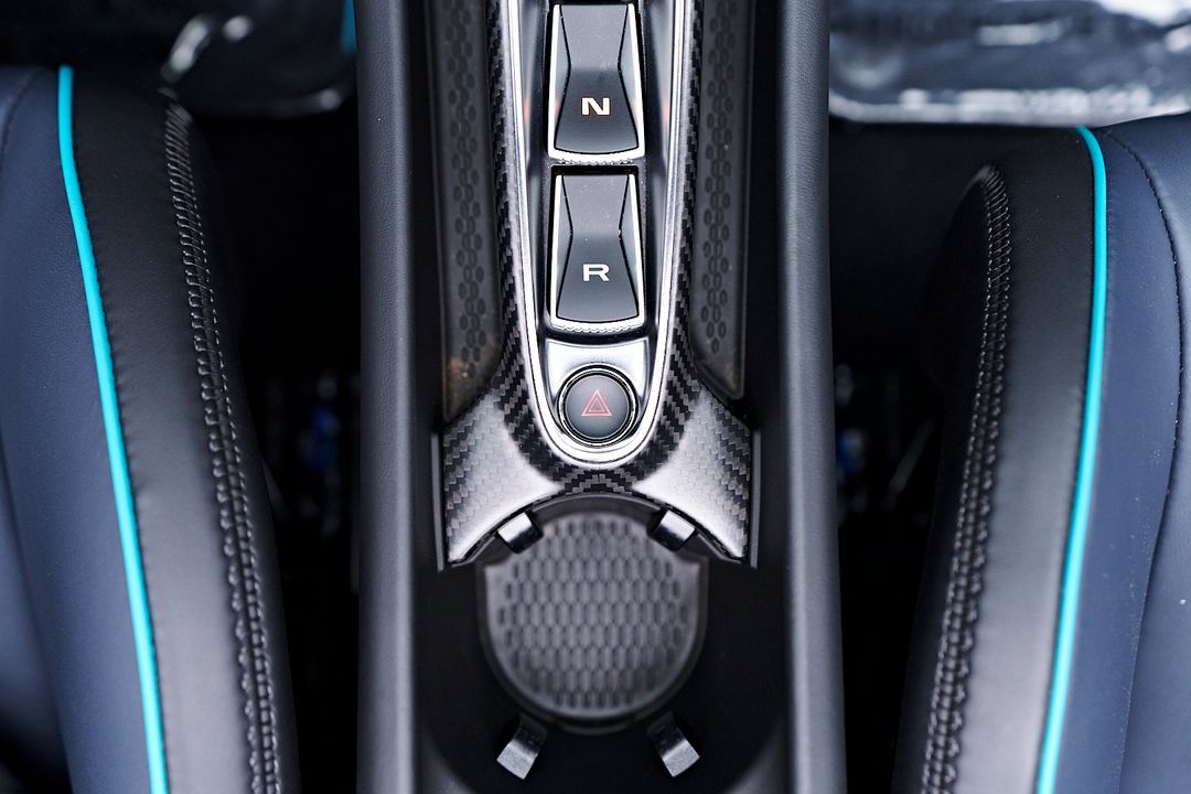 2025 McLaren Artura