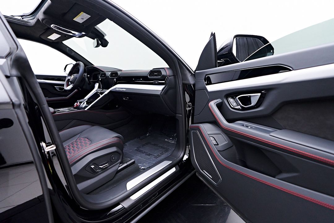 2024 Lamborghini Urus