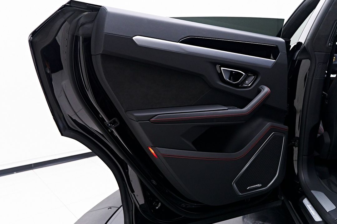 2024 Lamborghini Urus