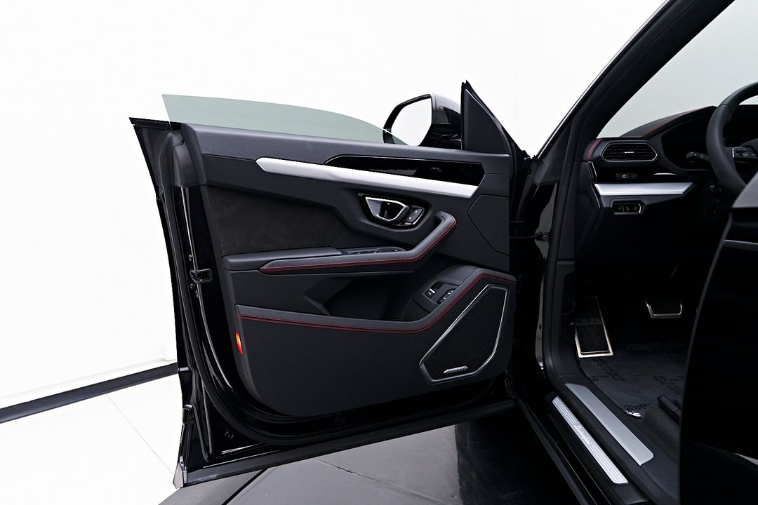 2024 Lamborghini Urus