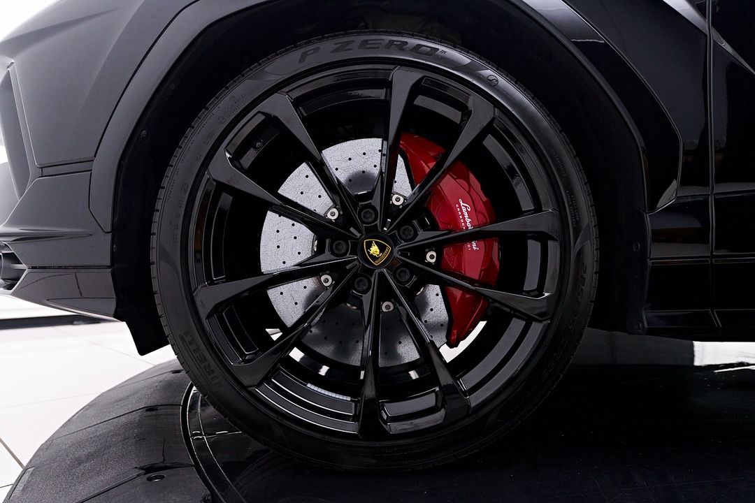 2024 Lamborghini Urus