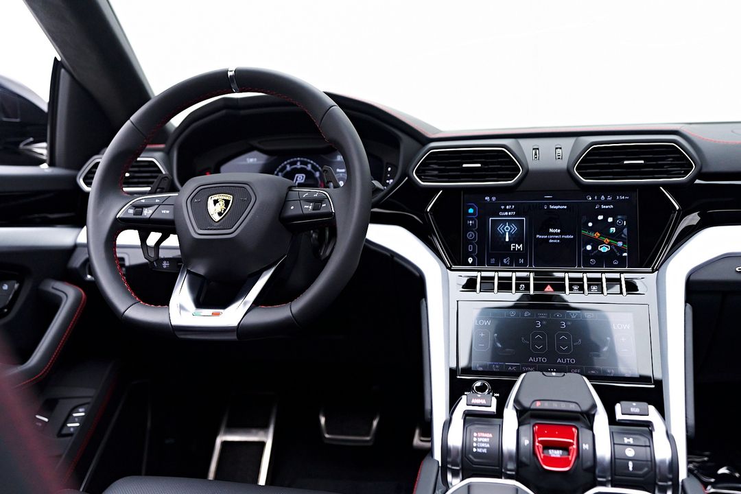 2024 Lamborghini Urus