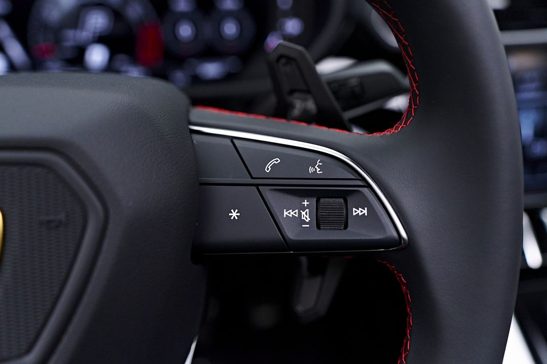 2024 Lamborghini Urus