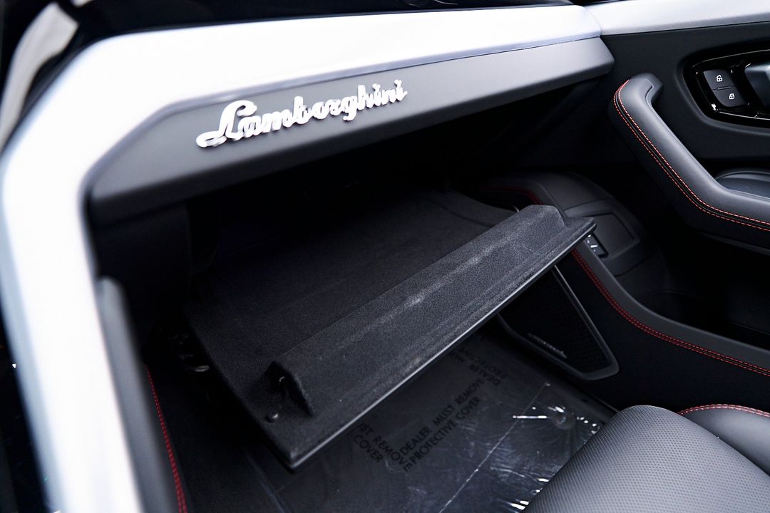 2024 Lamborghini Urus