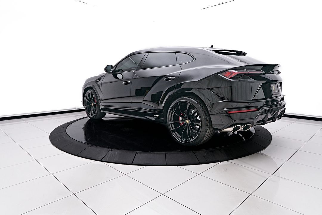 2024 Lamborghini Urus
