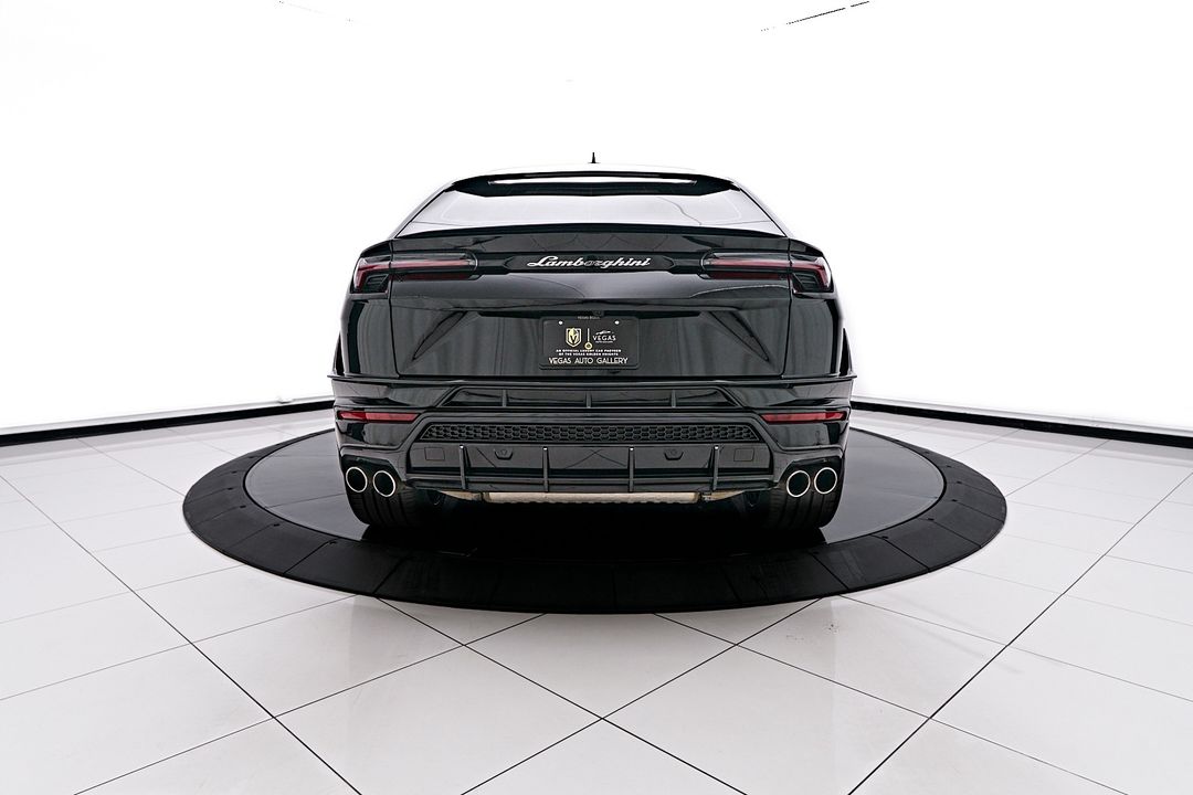 2024 Lamborghini Urus