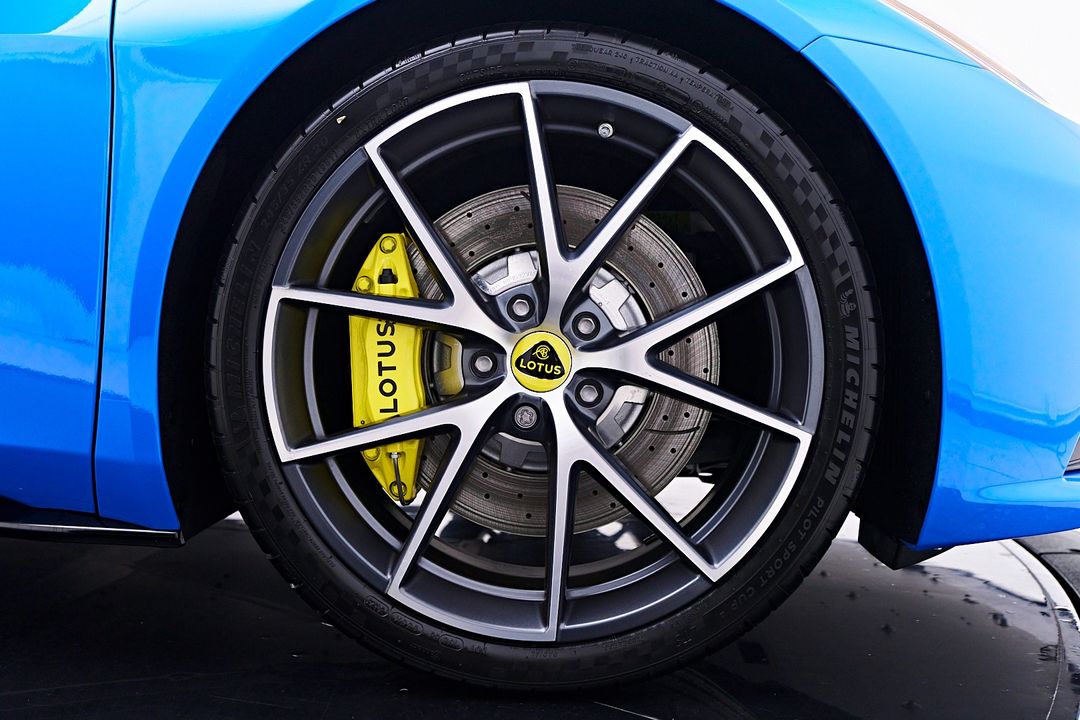 2025 Lotus Emira