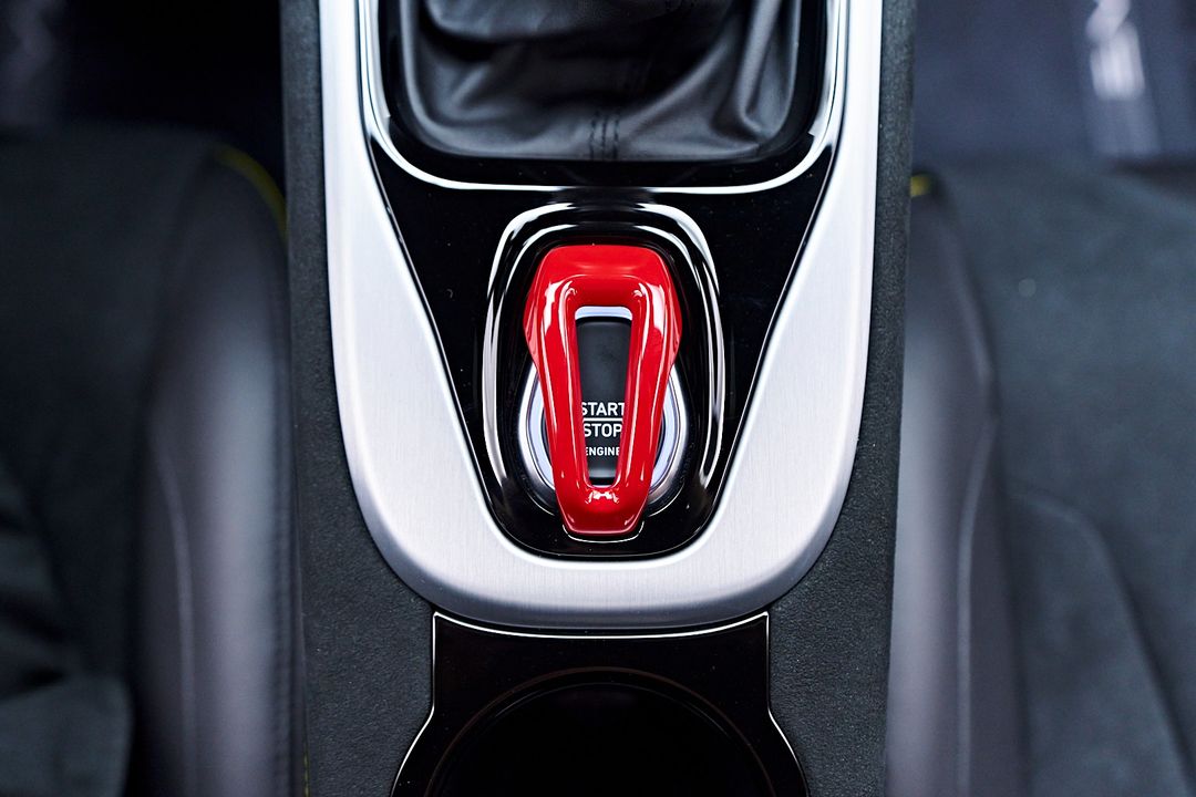 2025 Lotus Emira