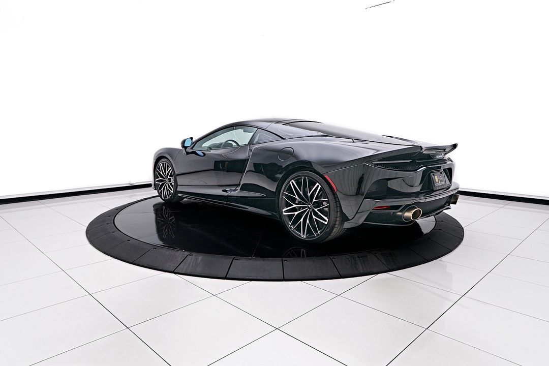 2021 McLaren GT