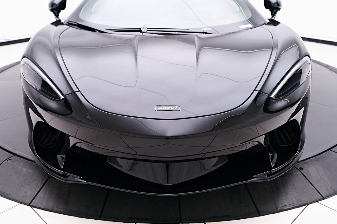 2021 McLaren GT