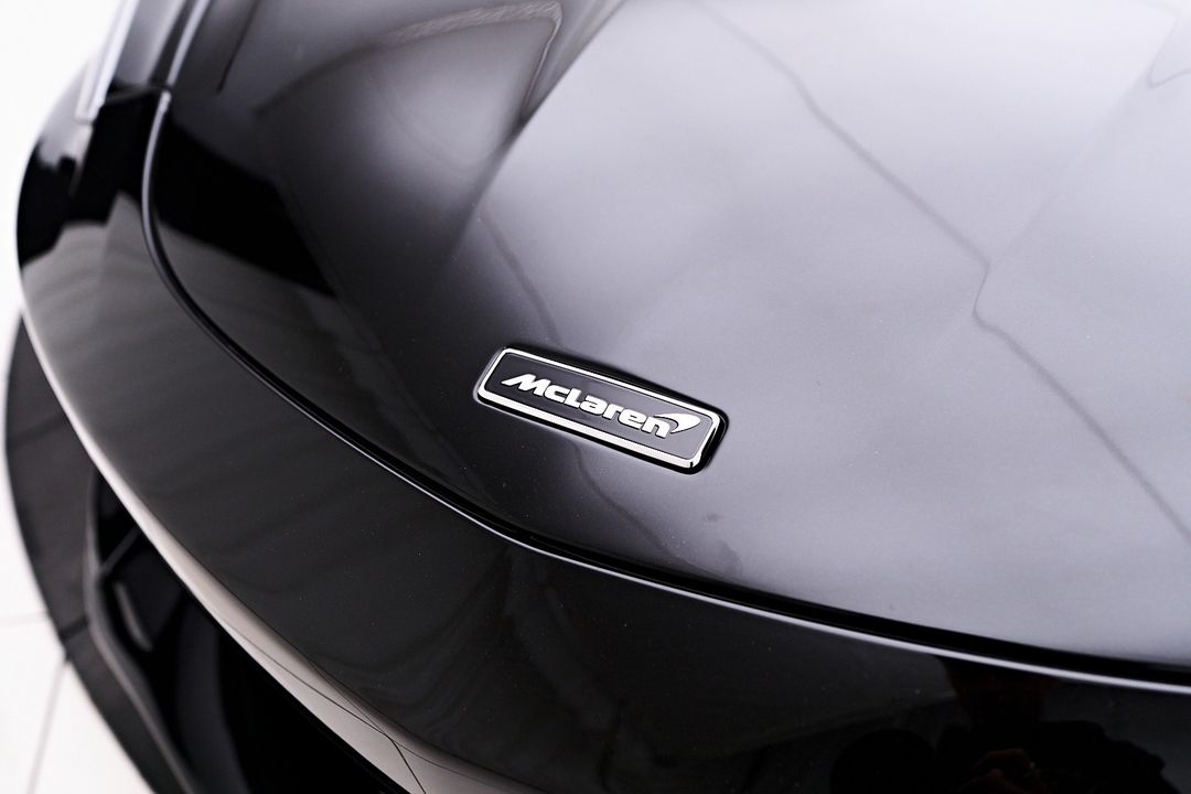 2021 McLaren GT
