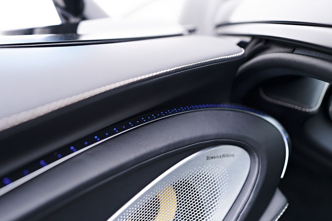 2021 McLaren GT