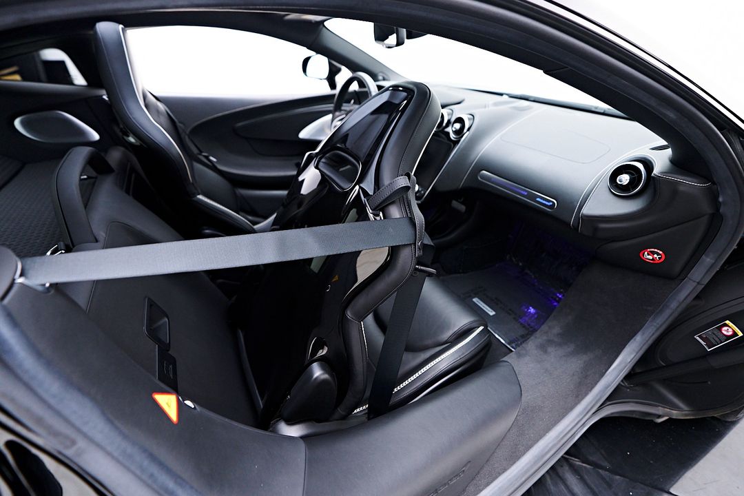 2021 McLaren GT