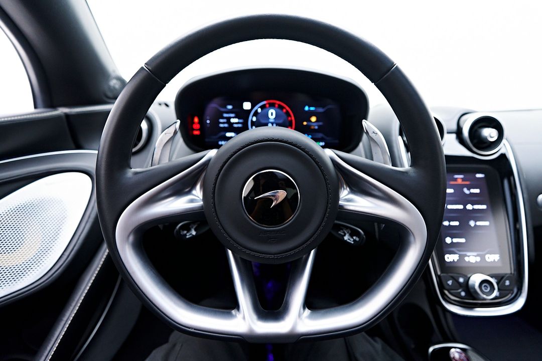 2021 McLaren GT
