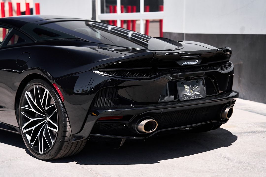 2021 McLaren GT