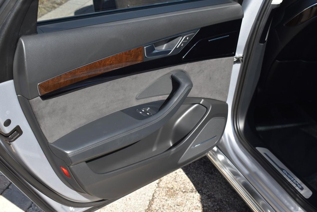 2015 Audi A8 L