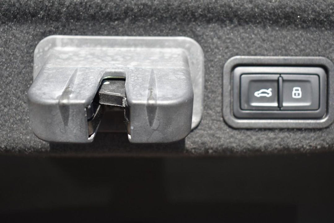 2015 Audi A8 L