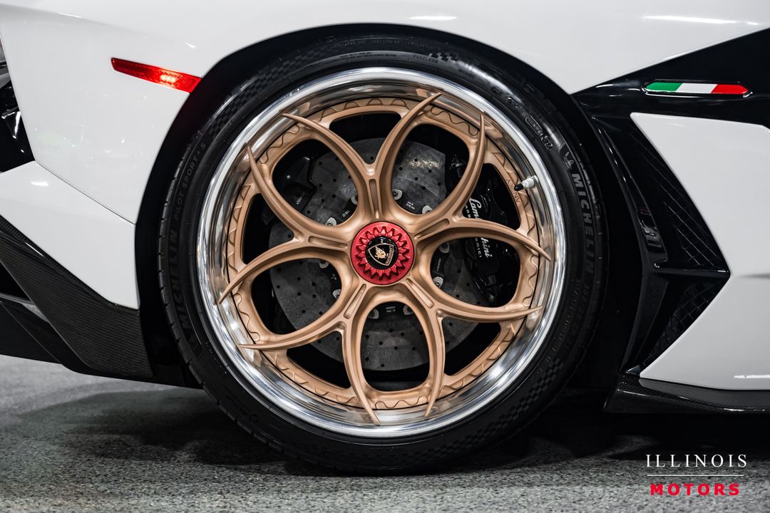 2019 Lamborghini Aventador