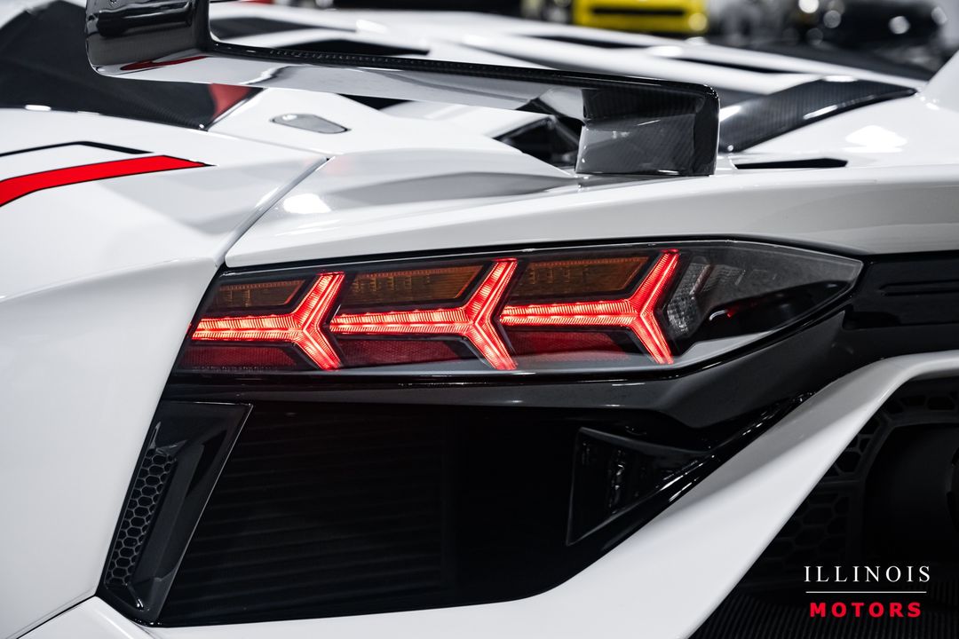 2019 Lamborghini Aventador