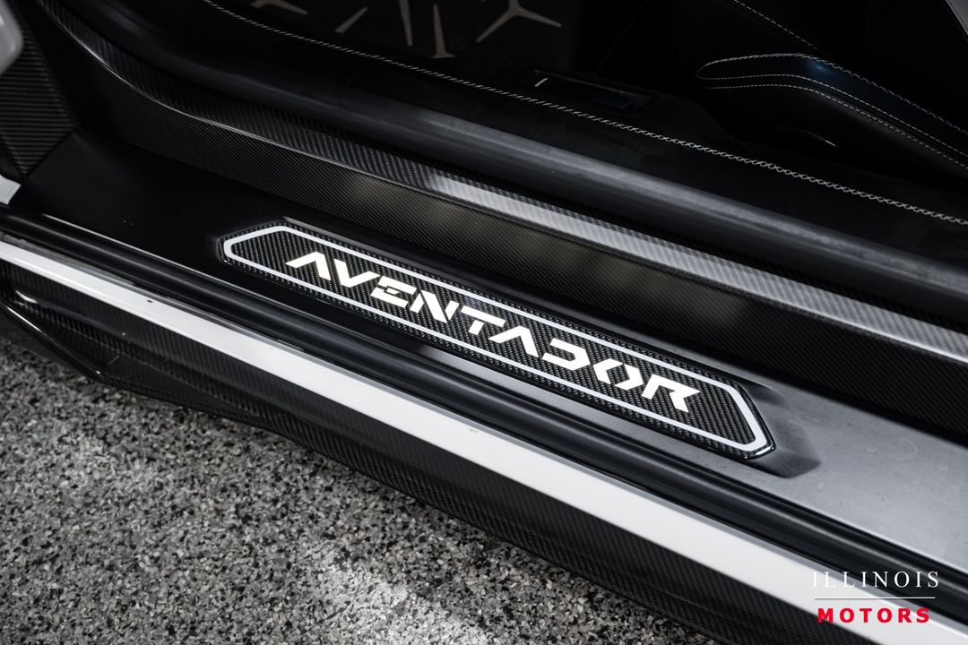2019 Lamborghini Aventador