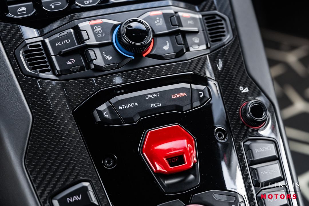2019 Lamborghini Aventador