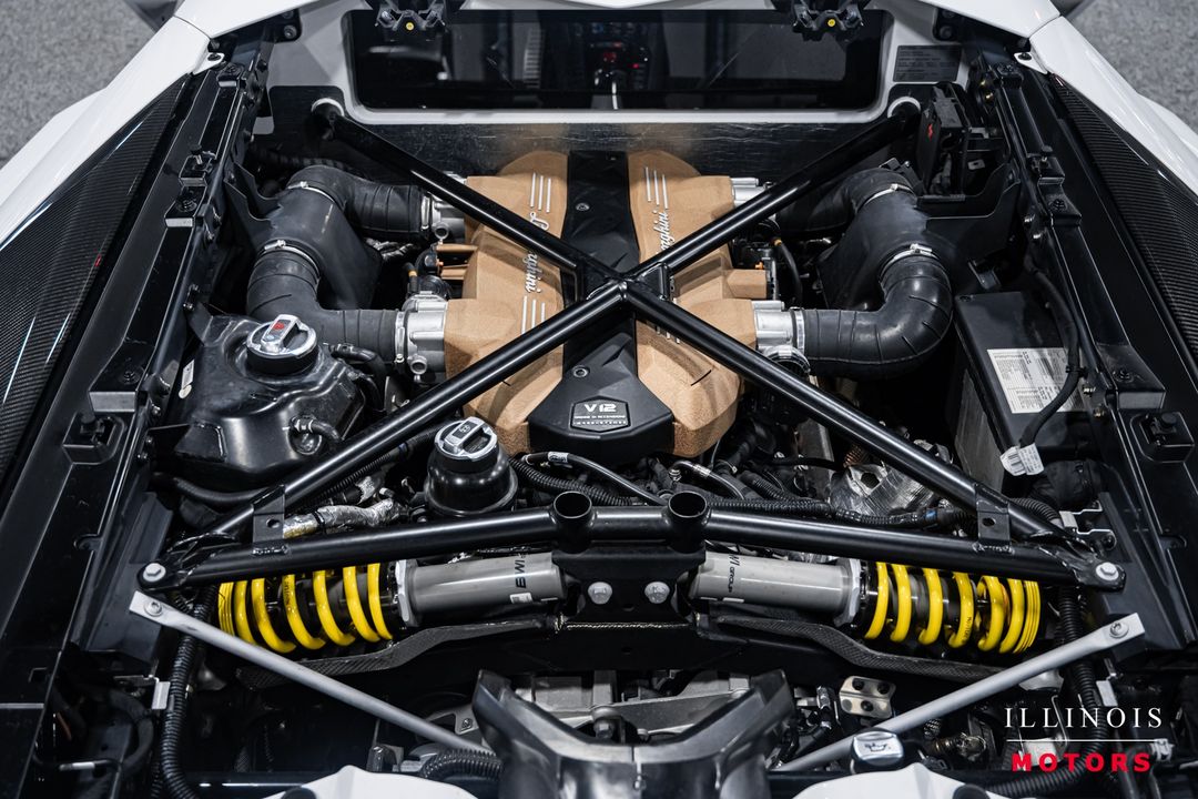 2019 Lamborghini Aventador