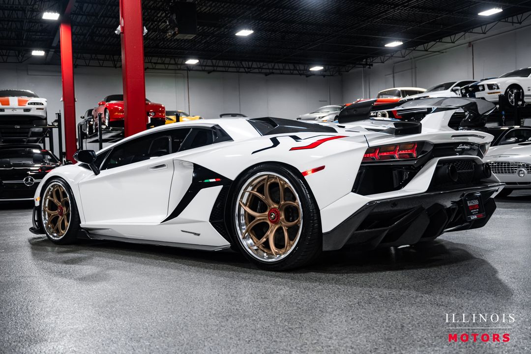 2019 Lamborghini Aventador