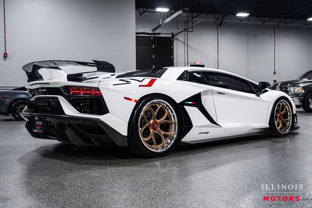 2019 Lamborghini Aventador