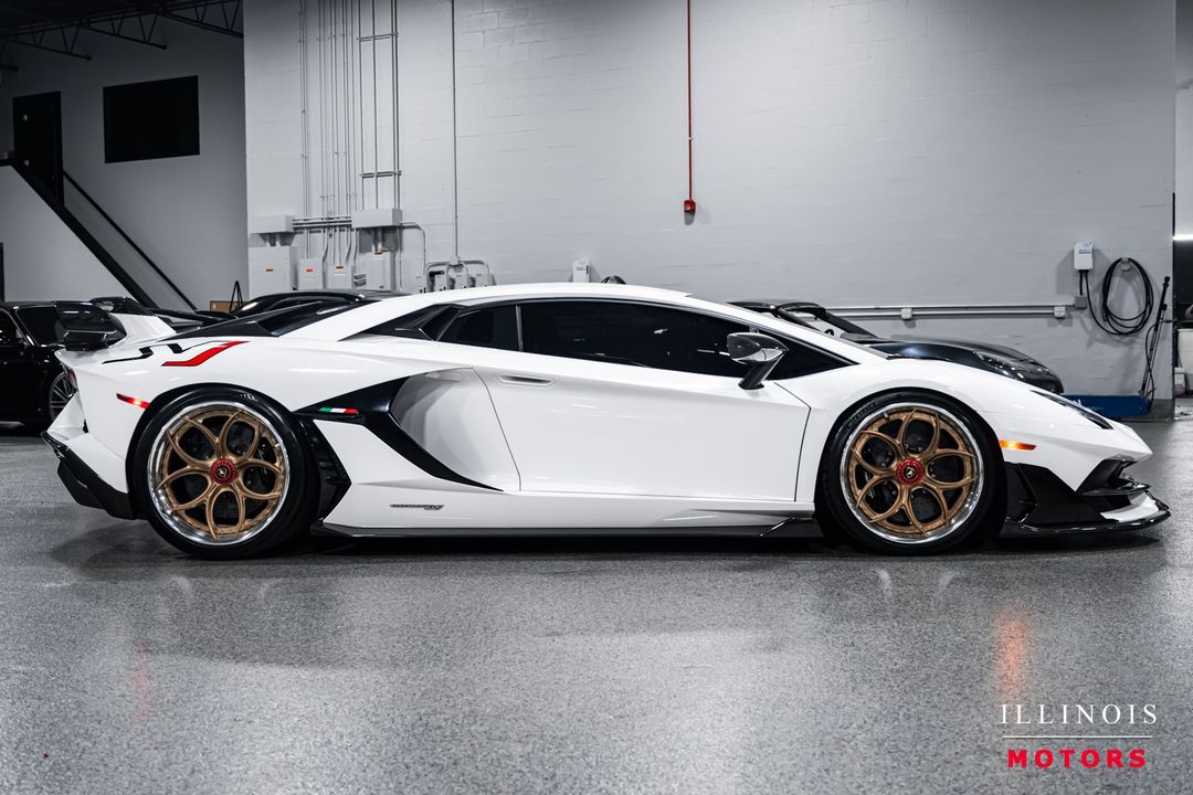 2019 Lamborghini Aventador