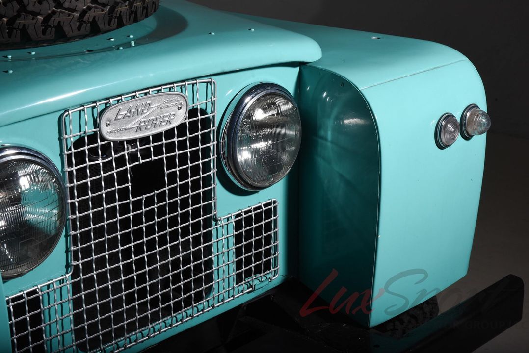 1967 Land Rover Safari