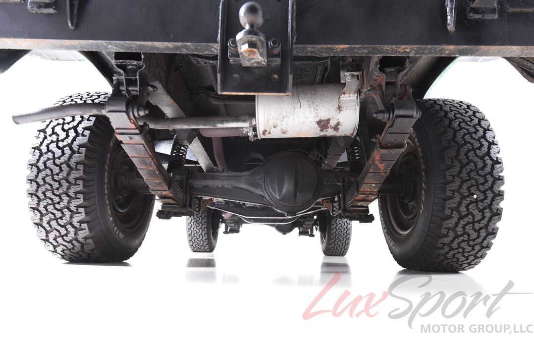 1967 Land Rover Safari