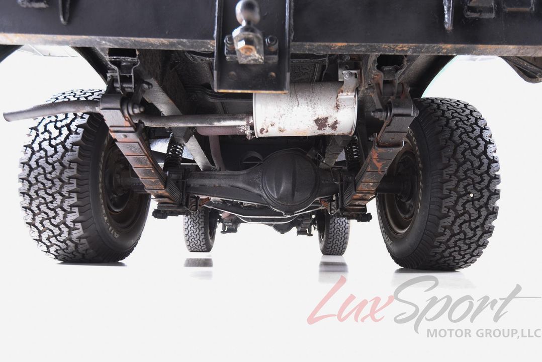 1967 Land Rover Safari