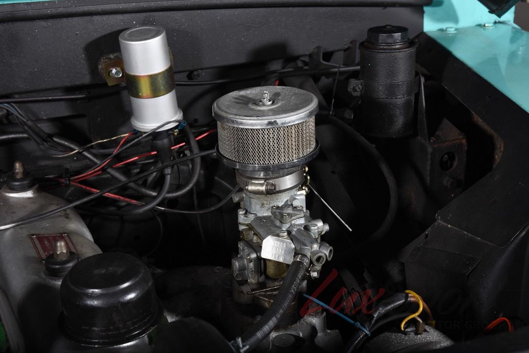 1967 Land Rover Safari