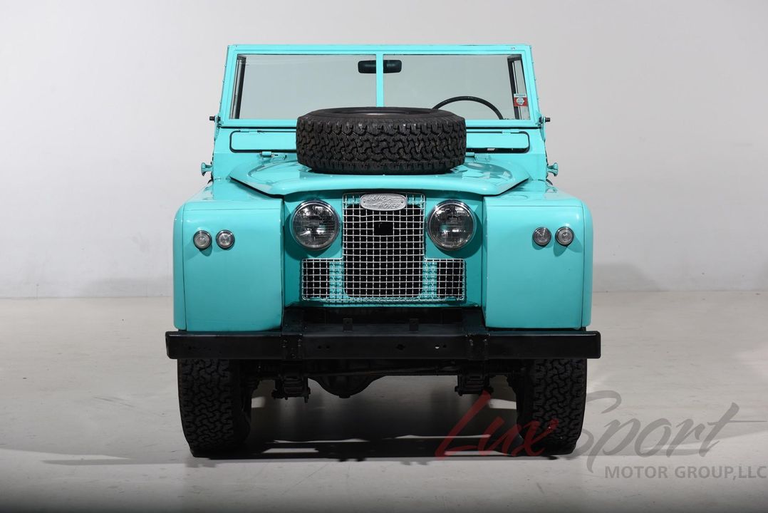 1967 Land Rover Safari