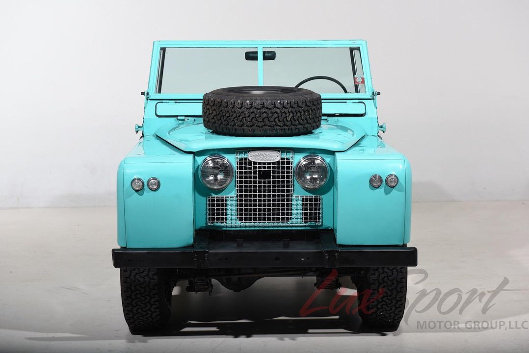 1967 Land Rover Safari