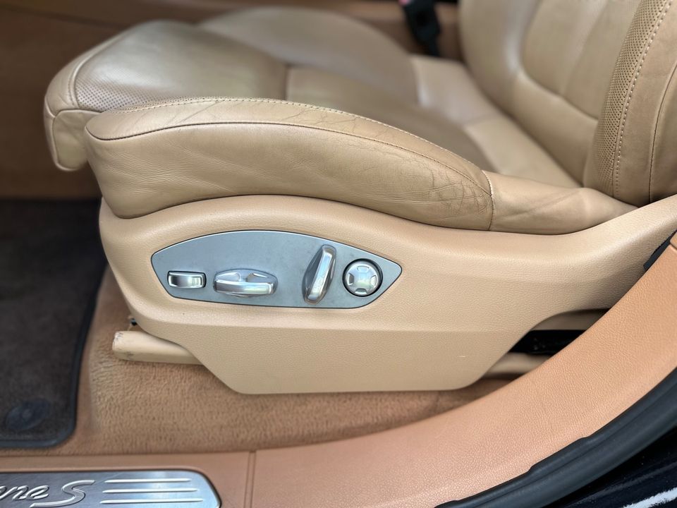2011 Porsche Cayenne